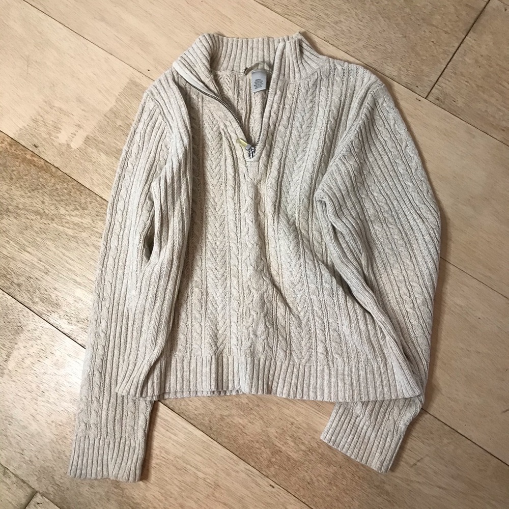 Women’s Small Beige Sweater